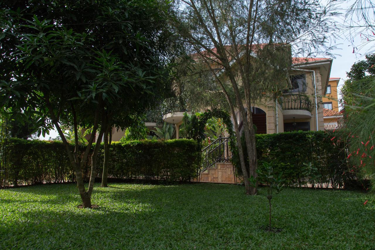 Villa Karibu Serviced Apartments-Kampala Extérieur photo